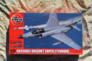 Airfix A03060  DASSAULT-BREGUET SUPER ETENDARD